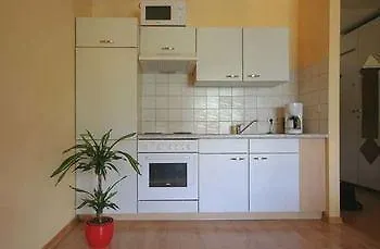 Hotel Boardinghouse Innsbruck Mitterweg 5 & 13